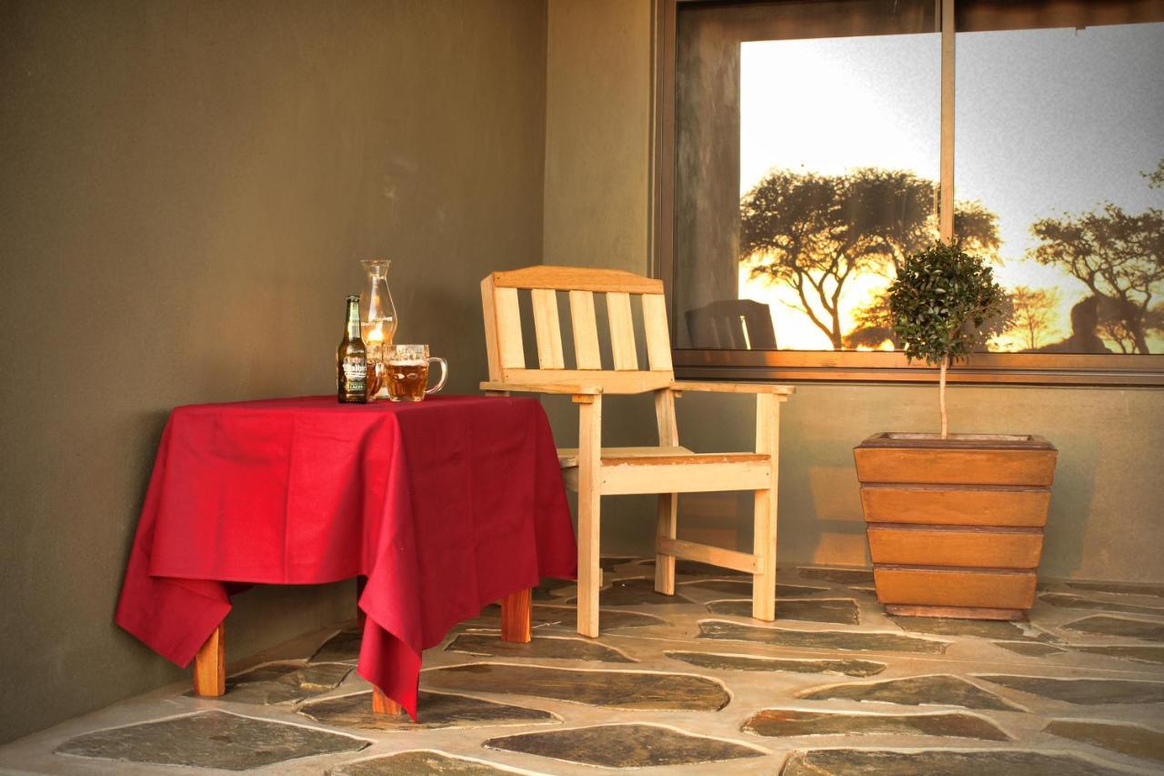 Africa Awaits Lodge & Safaris Gobabis Exteriör bild